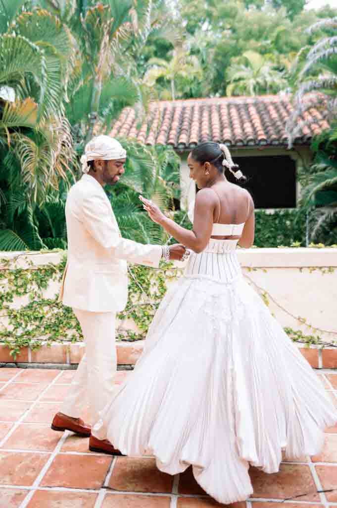 couple dancing at wedding