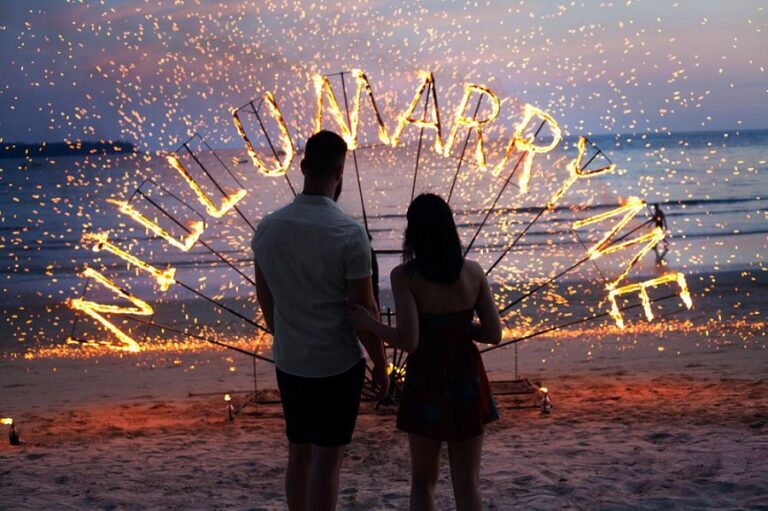 Couples enjoying Valentine