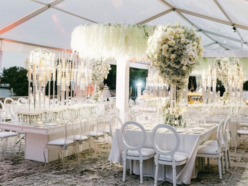 Choosing Wedding Chairs to Fit Your Style